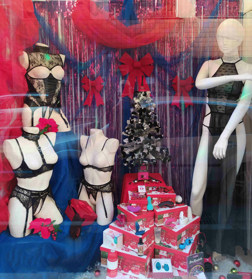 Christmas-Bologna-Boutique-Eros-Fetish-Sexy-Shop