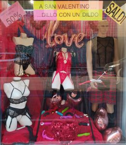 san-valentino-Boutique-dell'eros-sexy-shop-bologna-02