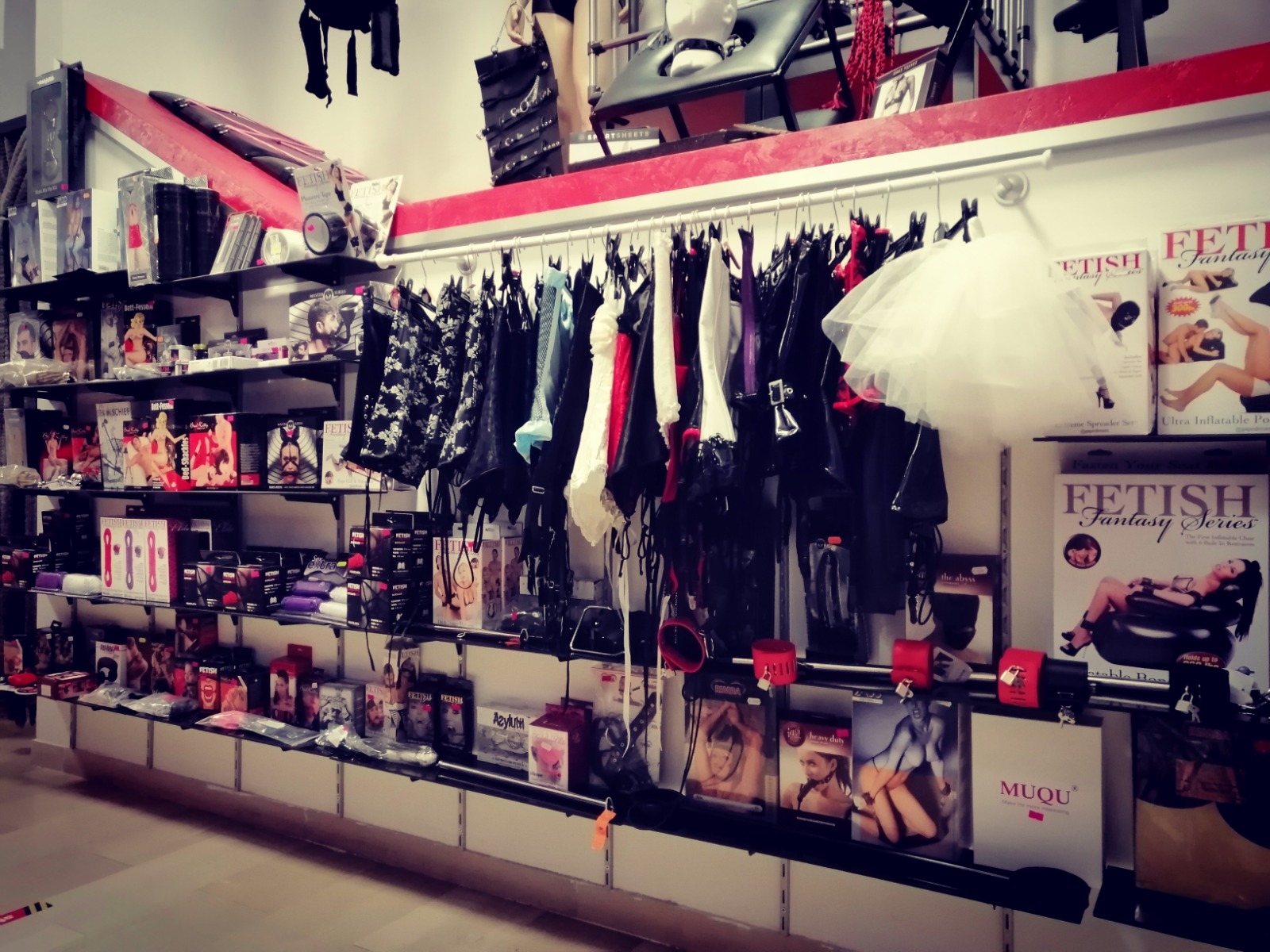 La-Boutique-dell_Eros-Sexy-Feish-Shop-Bologna-0027